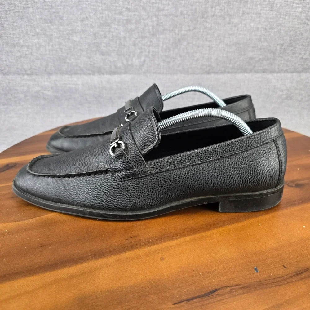 GUESS Mens Black Loafer Shoes Style GMHALDIE R Size‎ 9.5 U S